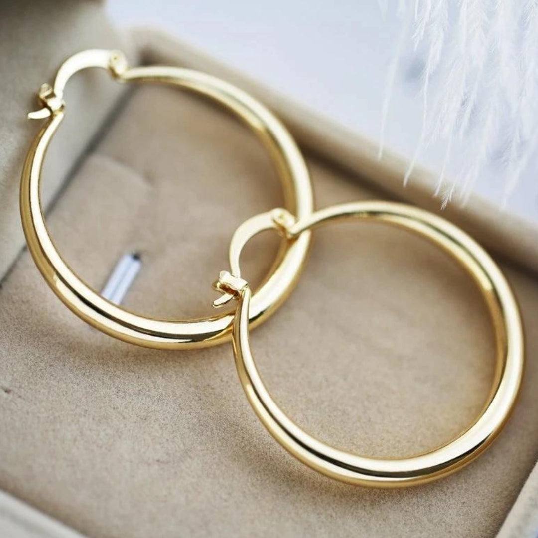 BETHANIE | ELEGANT GOLD HOOP EARRINGS