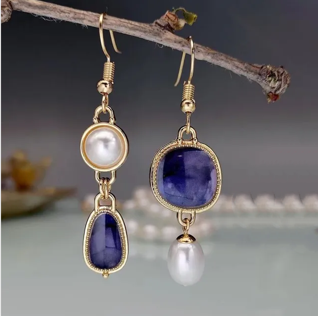 BEAU | ELEGANT VINTAGE PEARLS