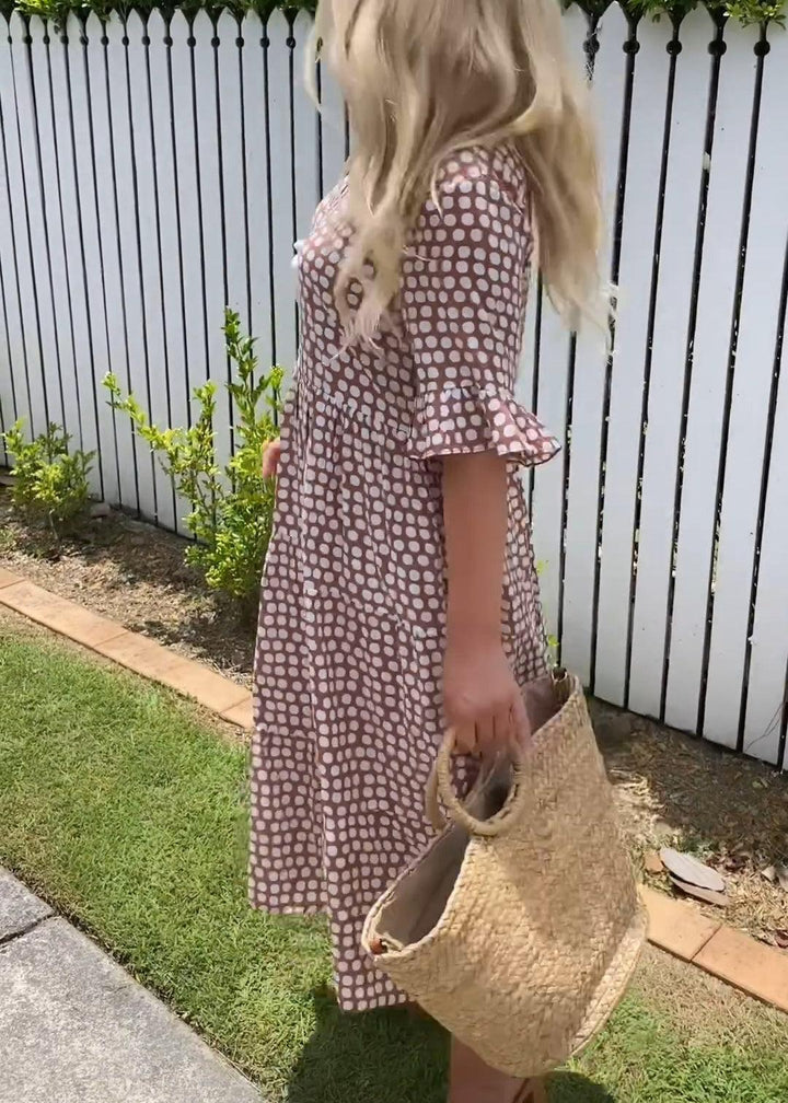 Elevate Your Style with the MICHELLE™ Short-Sleeve Midi Dress