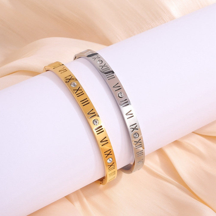 TITANARM BAND WITH ROMAN NUMERALS | ELEGANT DESIGN, DURABLE QUALITY