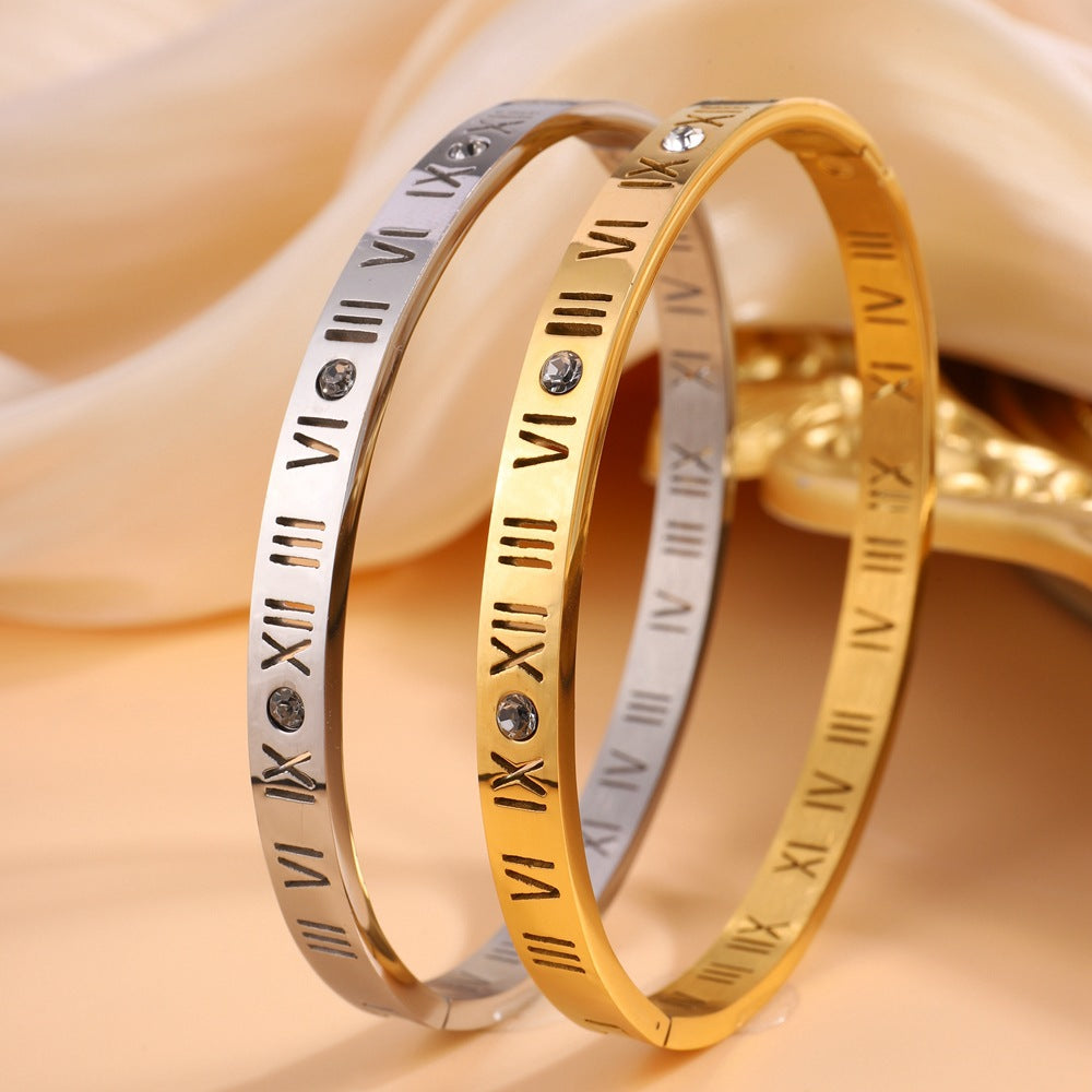 TITANARM BAND WITH ROMAN NUMERALS | ELEGANT DESIGN, DURABLE QUALITY
